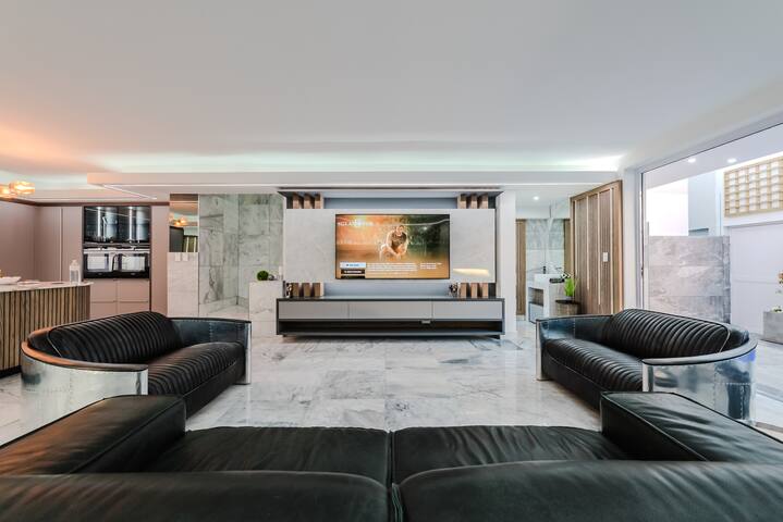 180m to Beach | 5 Star Villa | Swimming Pool gallery image 5