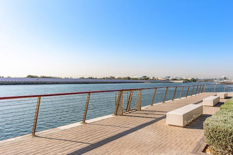 Bright & Spacious 2BR with Gym, Pool & Balcony