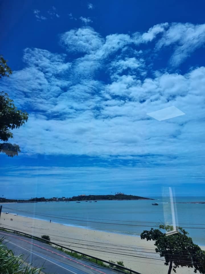 Pamje spektakolare e Meaipe Beach, Kisha e Sant 'Anna (1619).