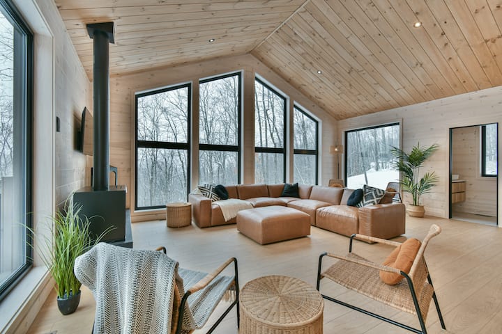 Le Refuge Blue Hills Modern Cottage – Hot Tub - Chalets for Rent