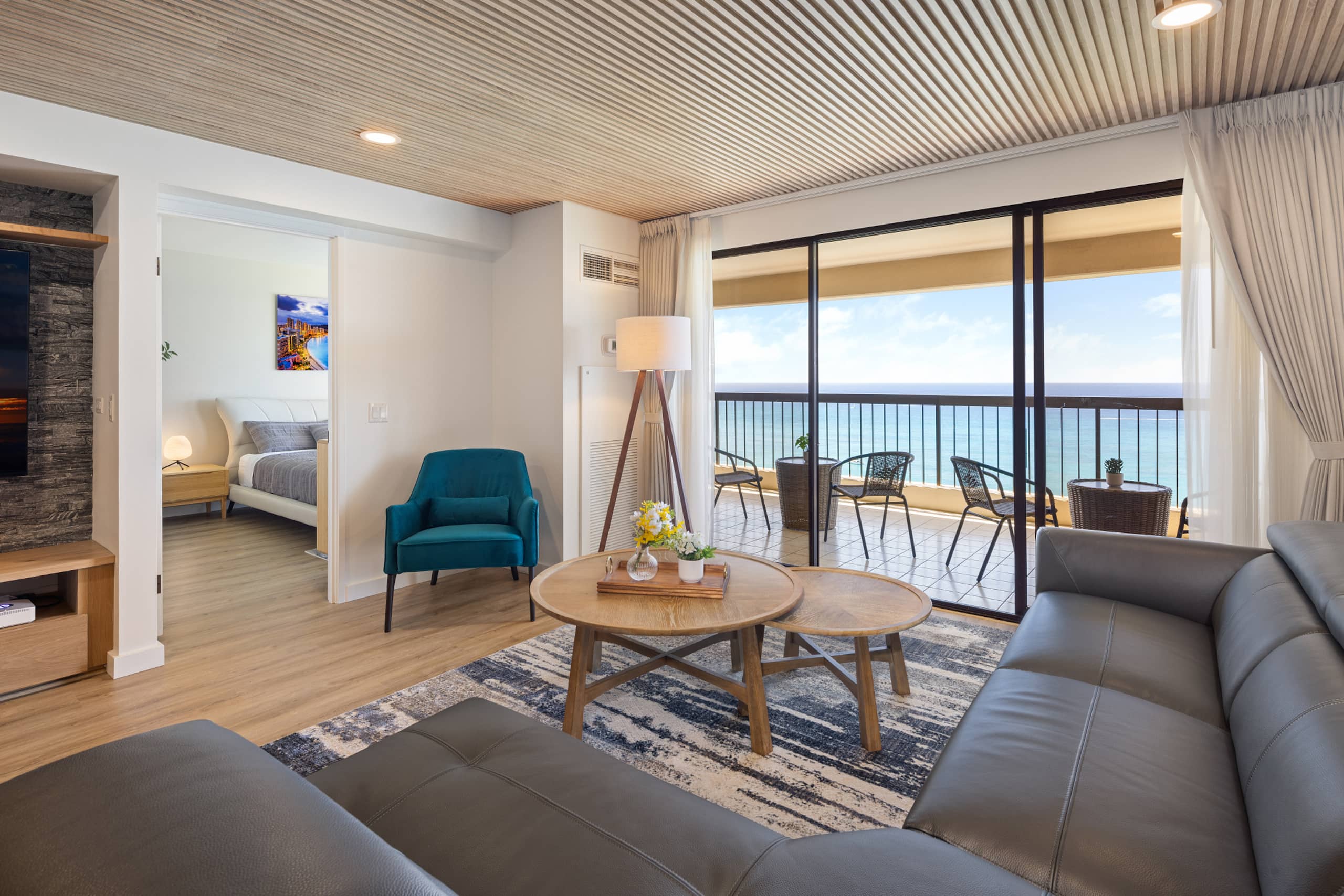 Waikiki Ocean Luxe Panorama 2BD, Free Parking - Image 5