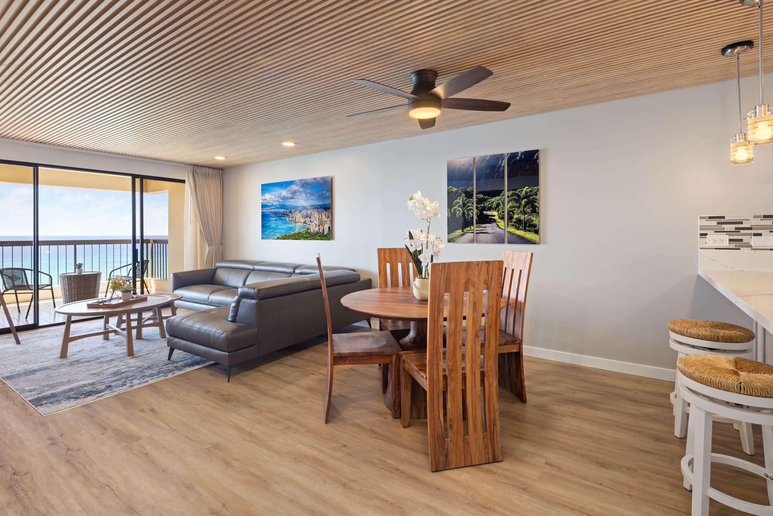Waikiki Ocean Luxe Panorama 2BD, Free Parking - Image 24
