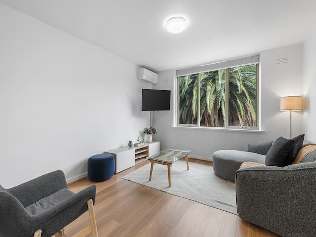 Stylish in South Yarra