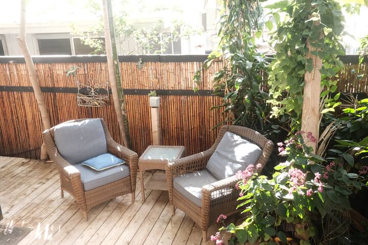 Kim’s Garden – Private House in Diamond Head