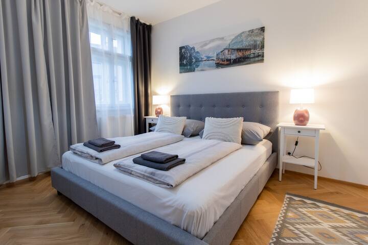 Stay Inn | Unique Duplex w/AC, 2 BDR & Terrace gallery image 3