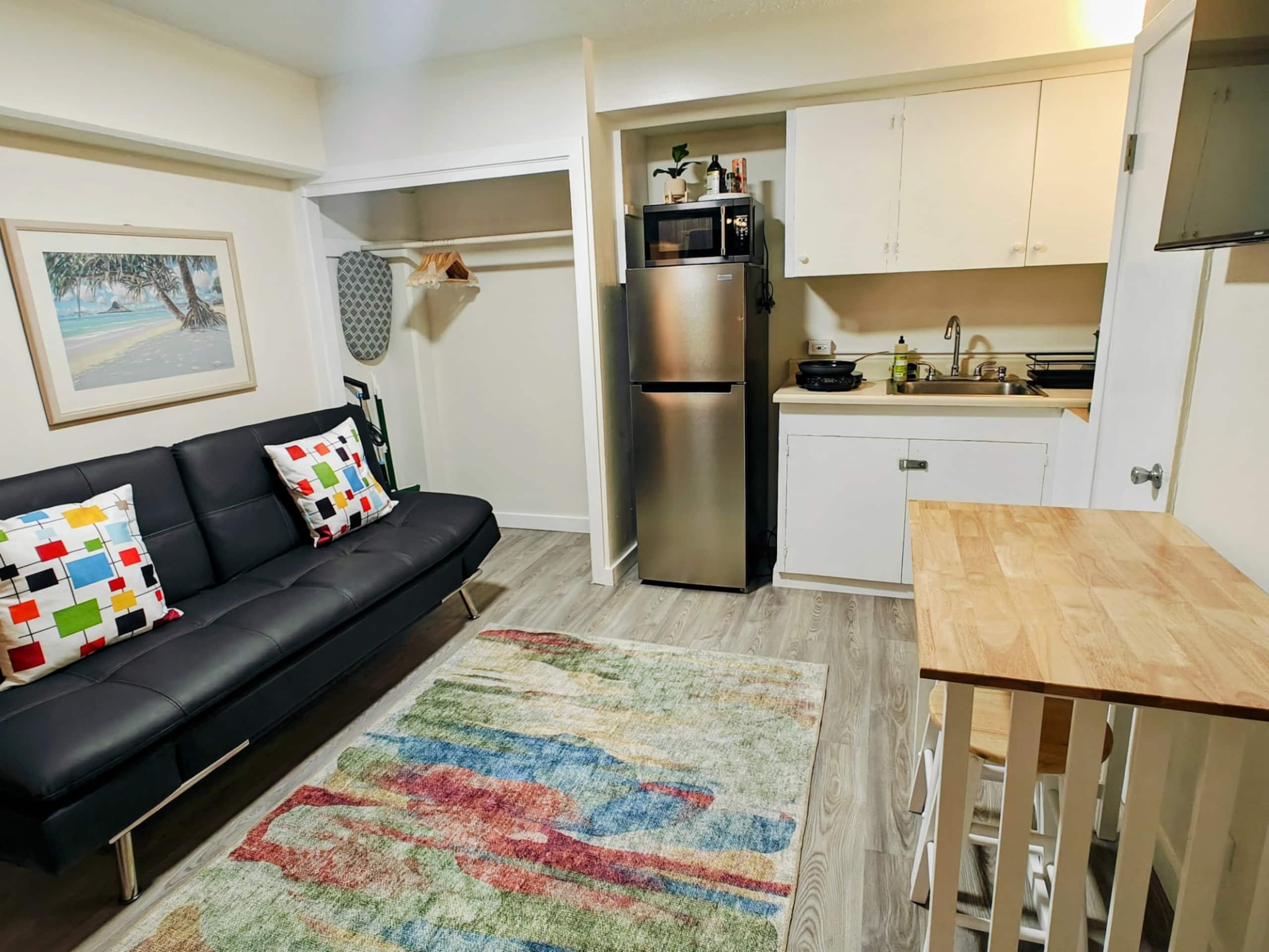 2412 PE St 101 Queen bed & Remote WFH Office Space - Photo 3