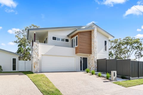 Luxury Family Beachhouse