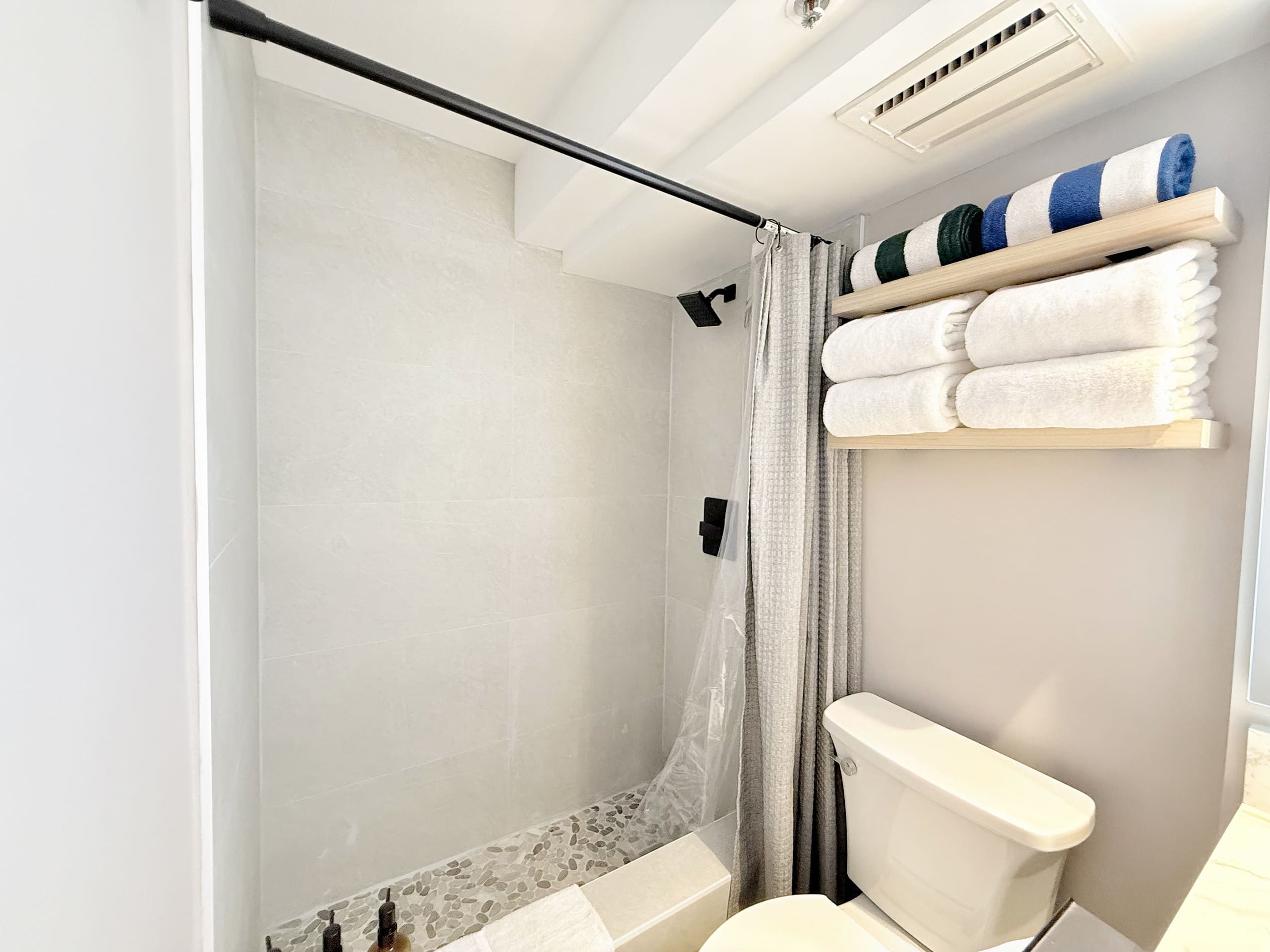 36F-Island Colony Studio-City/Partial Ocean Views - Image 24