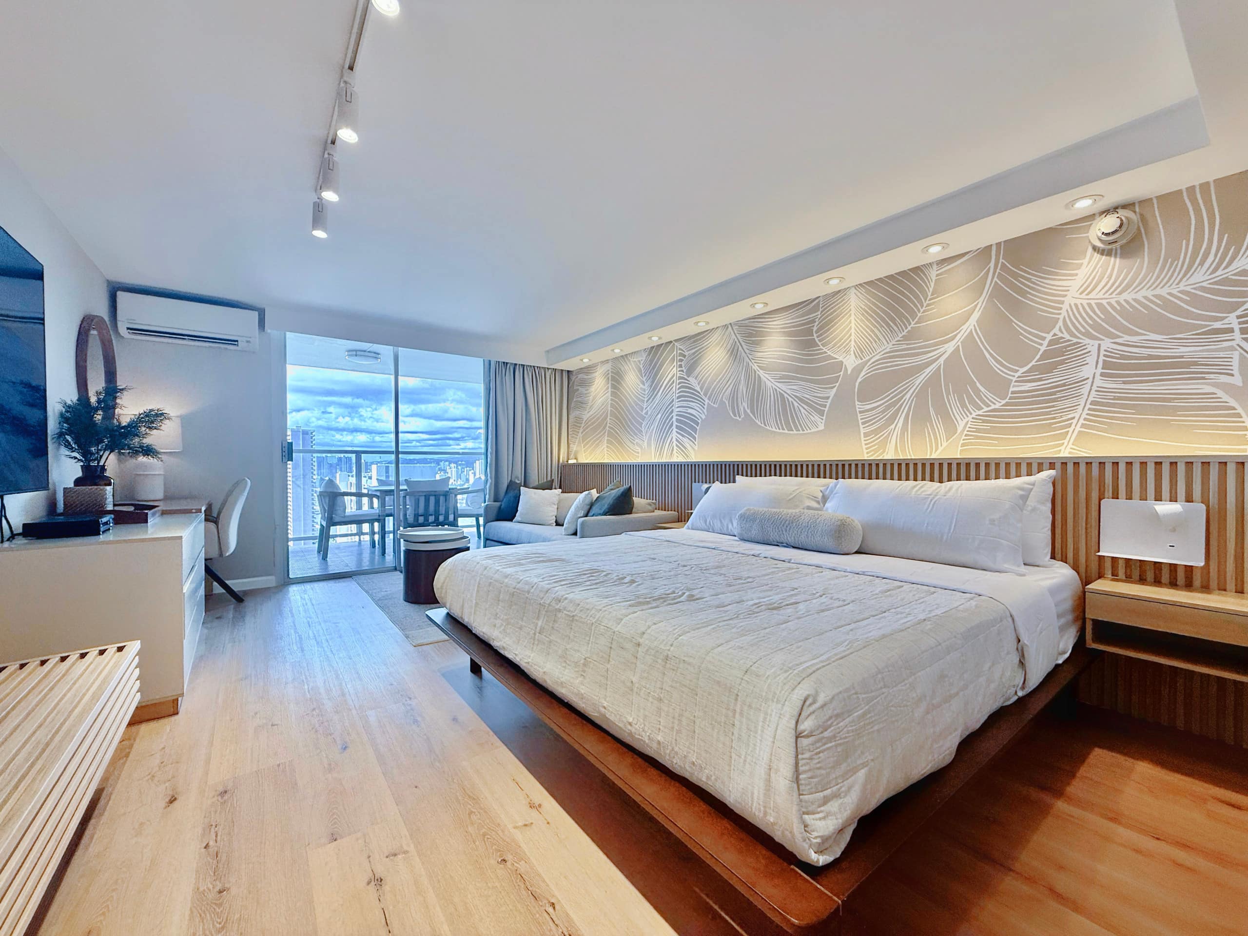 36F-Island Colony Studio-City/Partial Ocean Views - Image 1