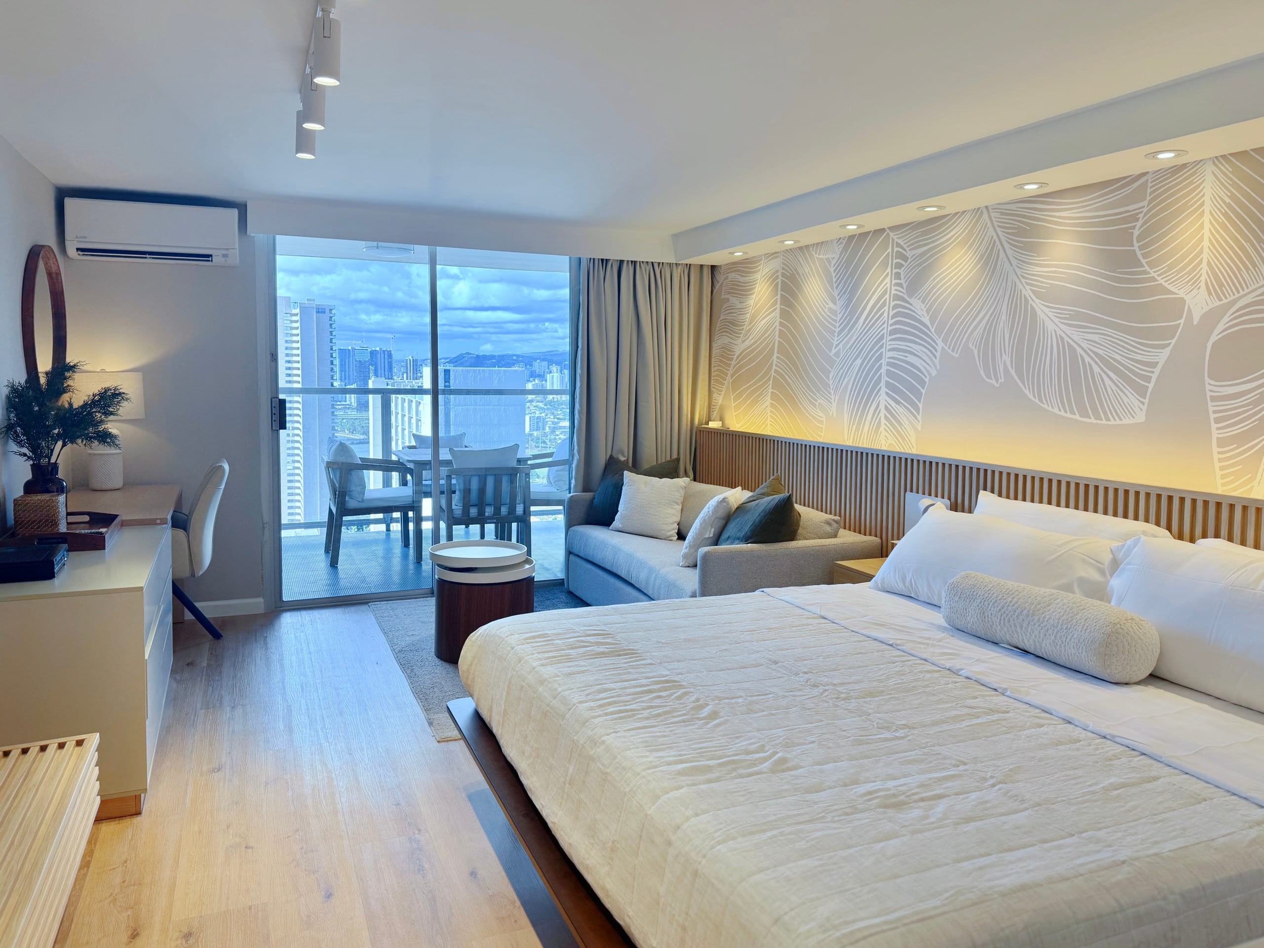 36F-Island Colony Studio-City/Partial Ocean Views - Image 8