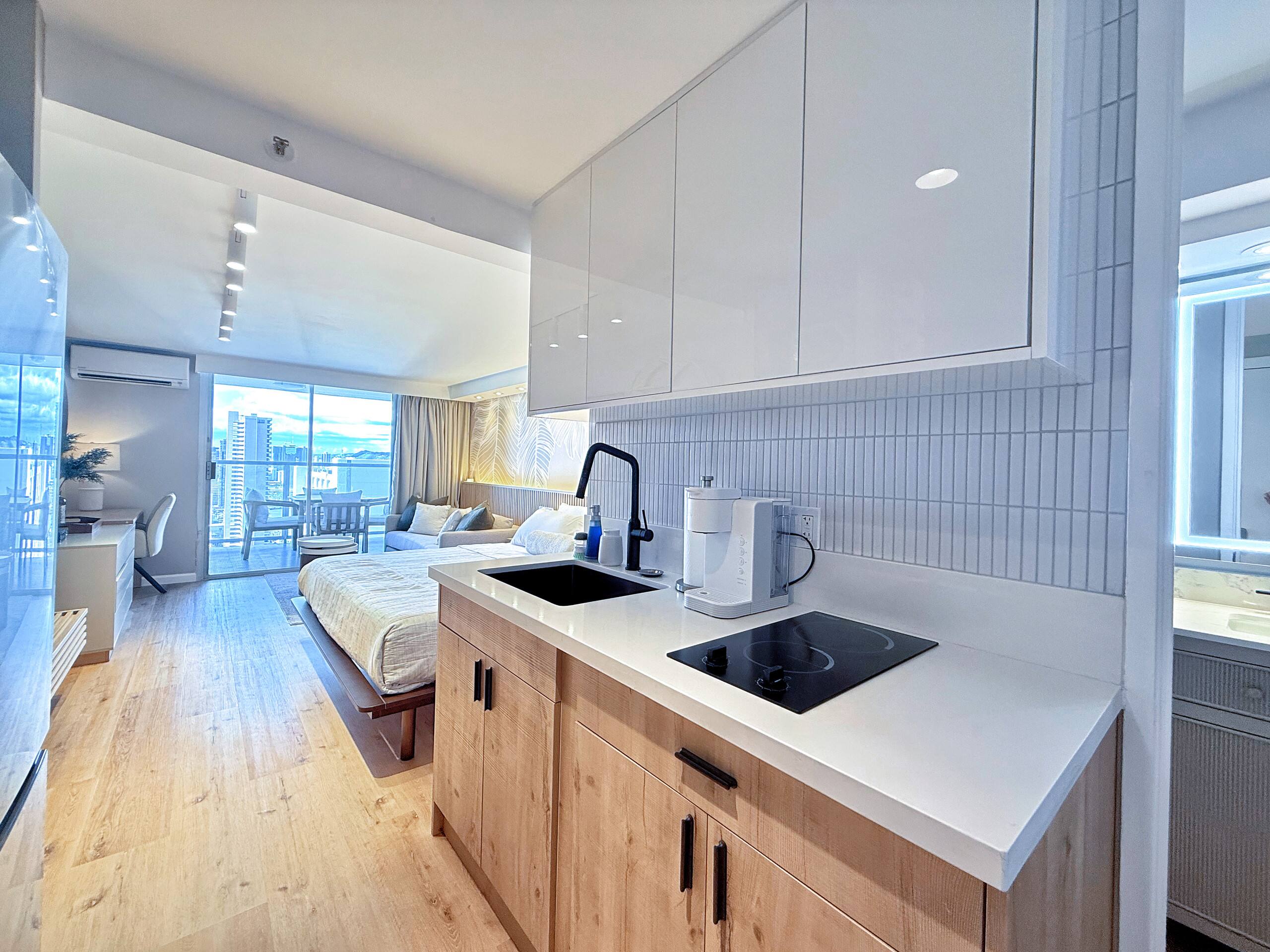 36F-Island Colony Studio-City/Partial Ocean Views - Image 16