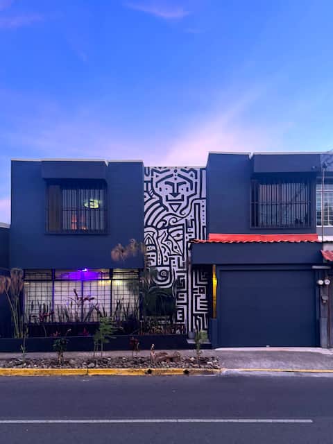 Modern Urban Retreat Home in San José - La Sabana