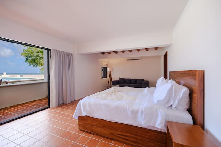 Schlafzimmer 6