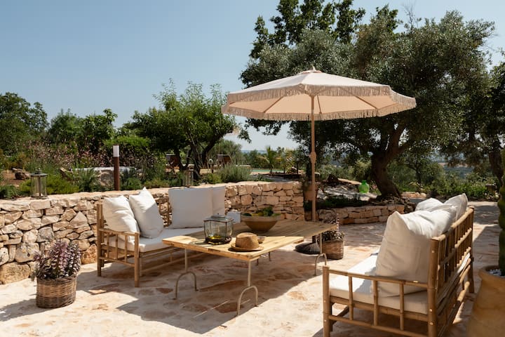 Trullo Nascosto, The perfect Romantic Hideaway gallery image 3
