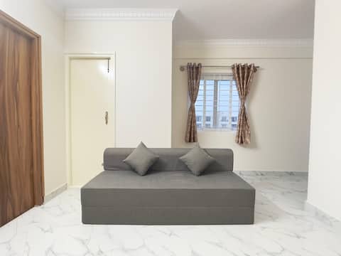 1BHK near Sarjapur road with lift 101