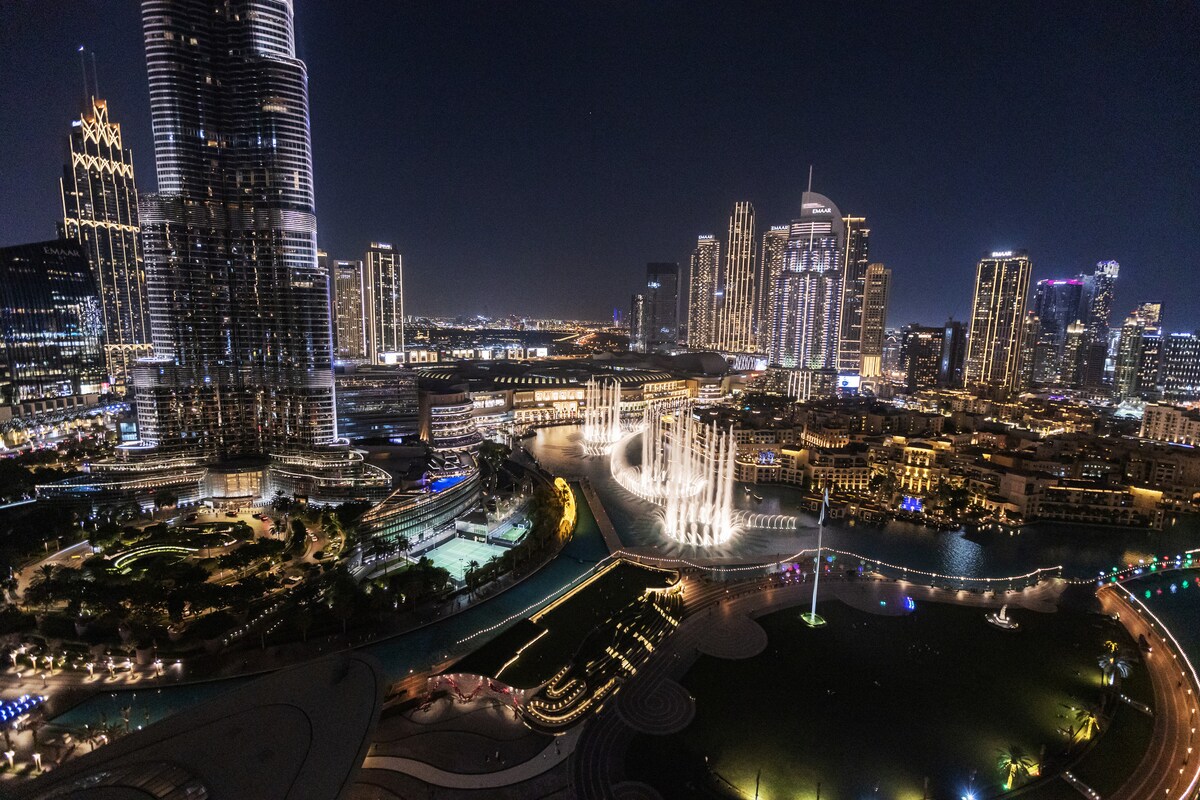2 Bedroom Furnished Apartment with Burj Khalifa & Fountain View | Grande Signature Residences 5