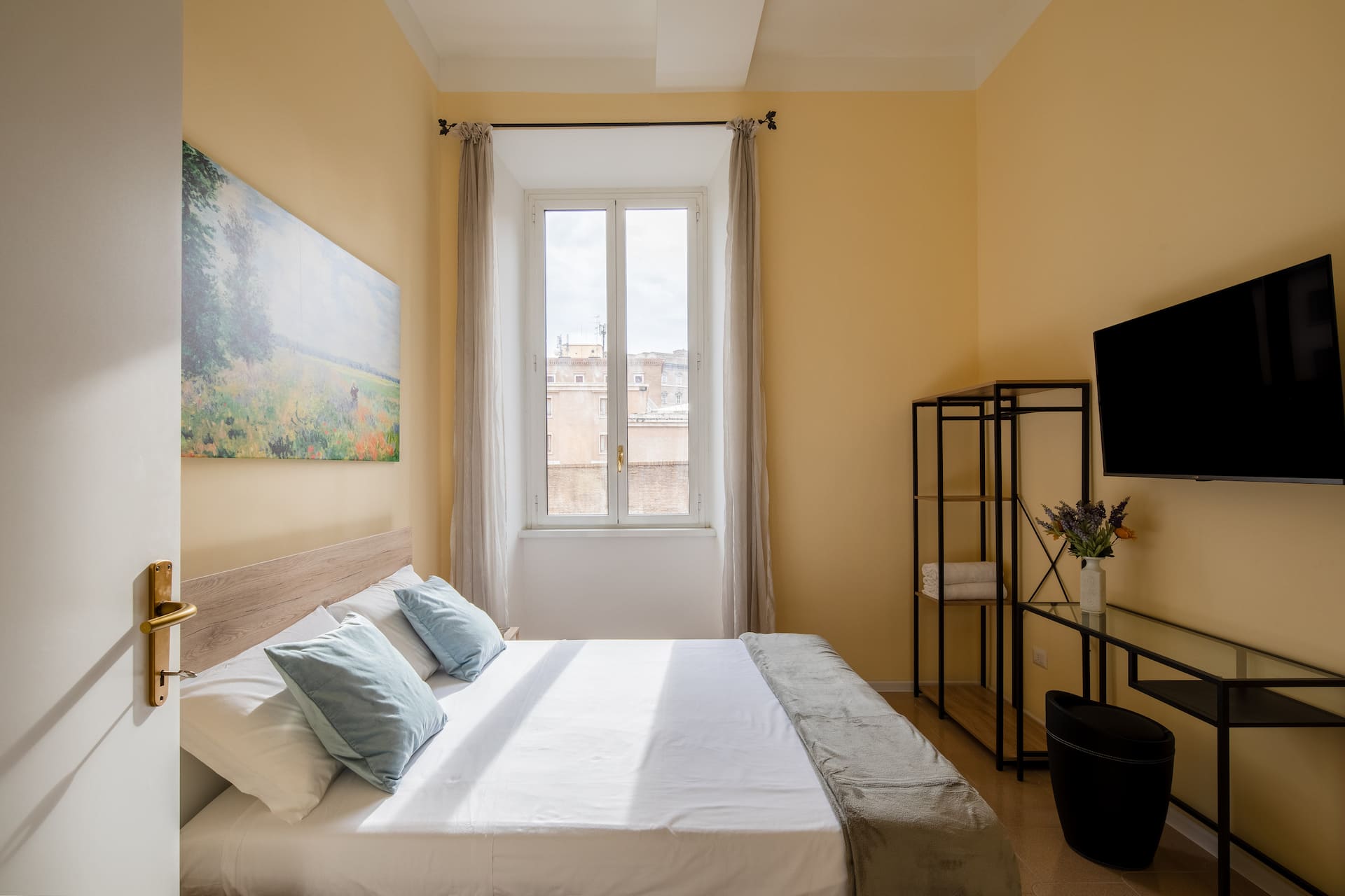 Michelangelo Vatican Suite, St.Peter dome view