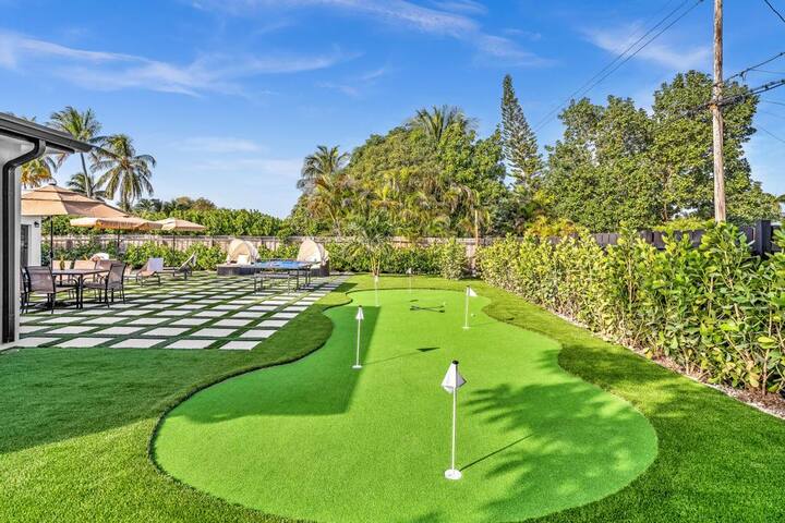 Lux Villa w/Htd Pool, Gym, Games, Golf, Near Beach gallery image 3