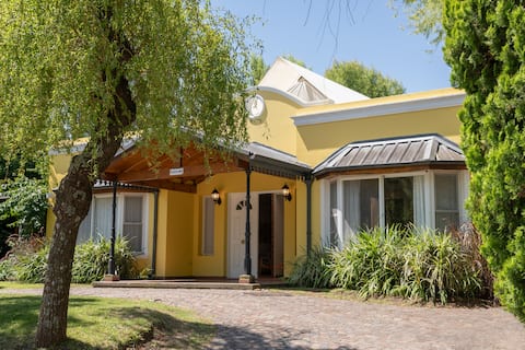 Garden House in Tigre