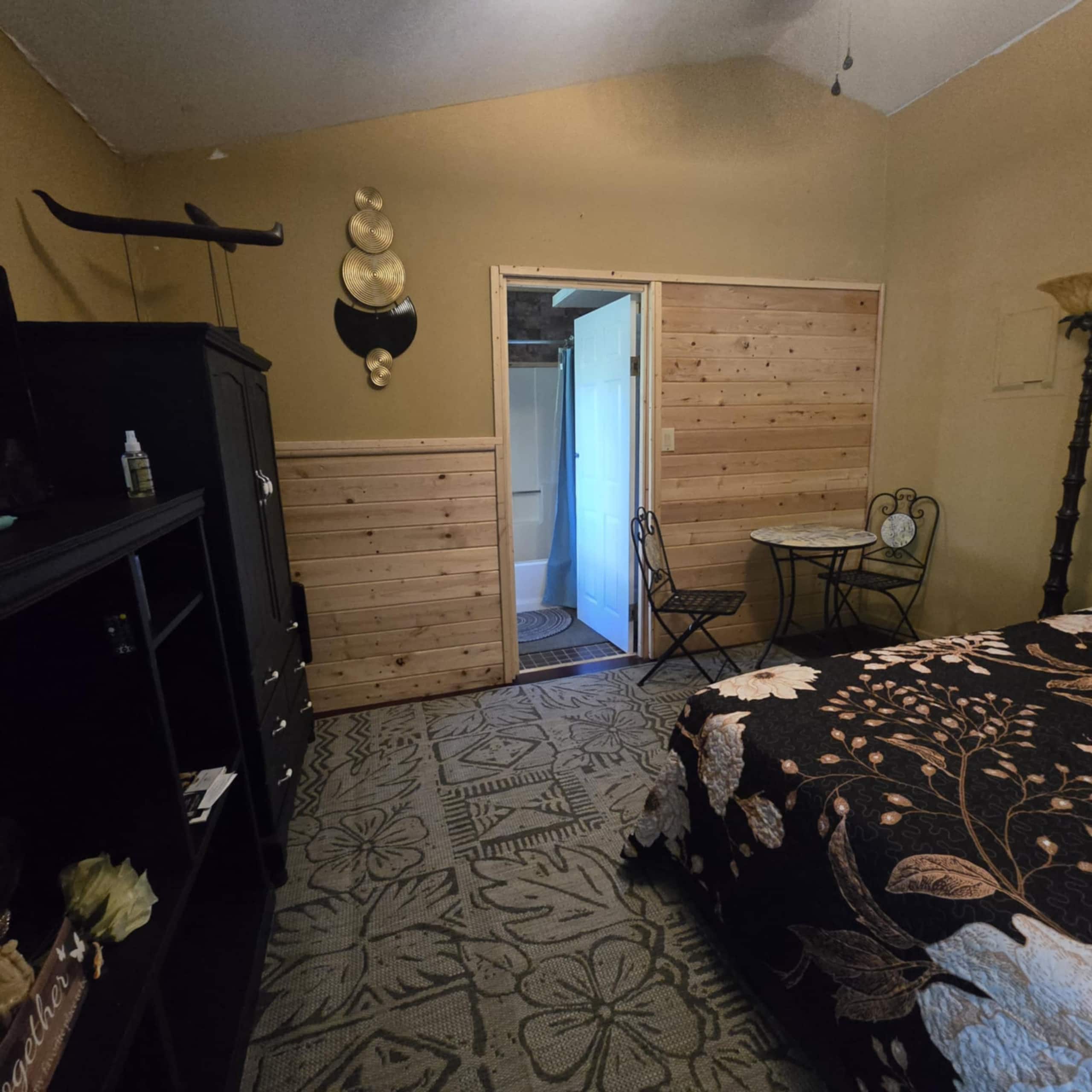 Guesthouse in Haiku-Pauwela · ★4.56 · 1 bedroom · 1 bed · 1 private bath - Image 8