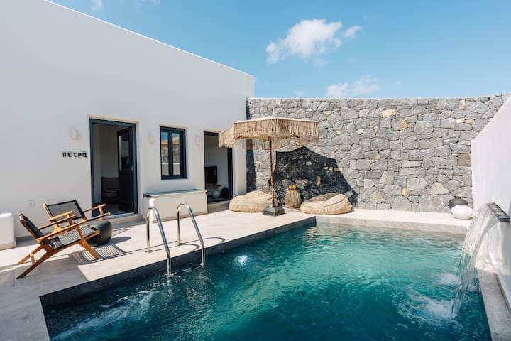 Erthā Suites with private pools