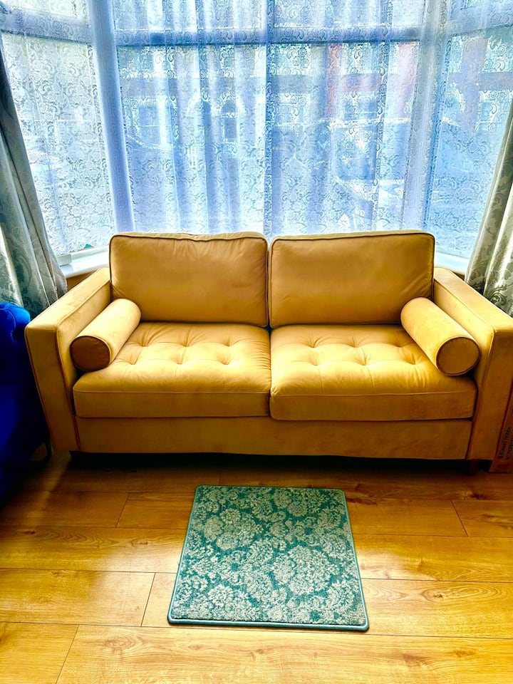Full 4bedroom House In Ilford - Ilford
