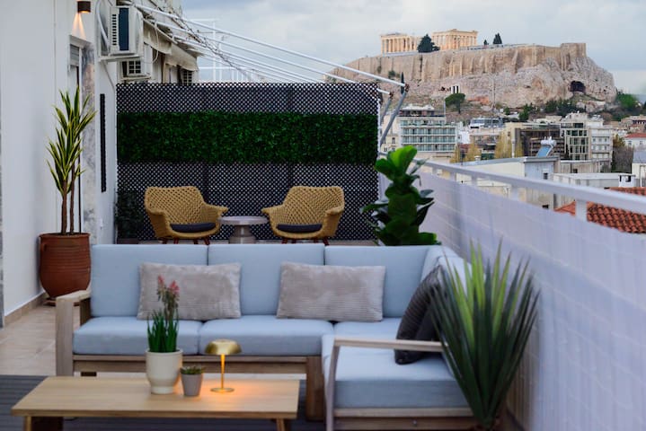 Iconic Acropolis Views• 2 BR Spacious Penthouse