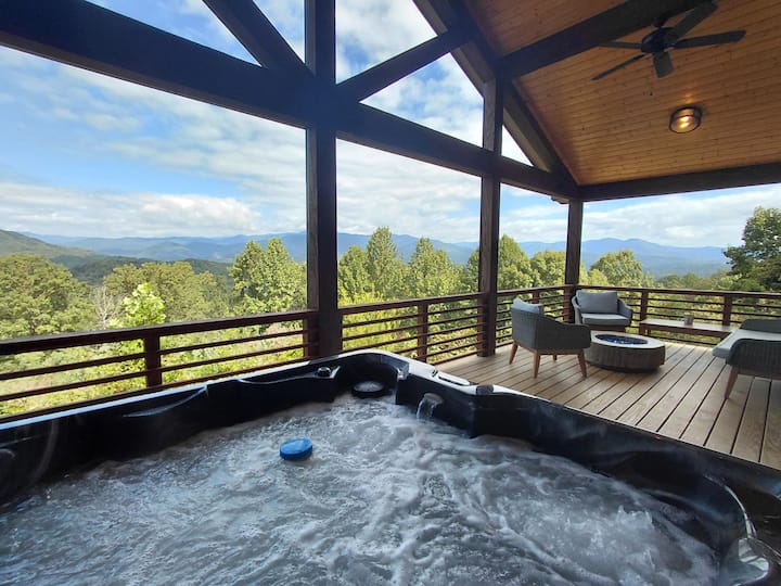 Bella's Retreat | Smoky Mt Views From Hot Tub! - Bryson City, NC