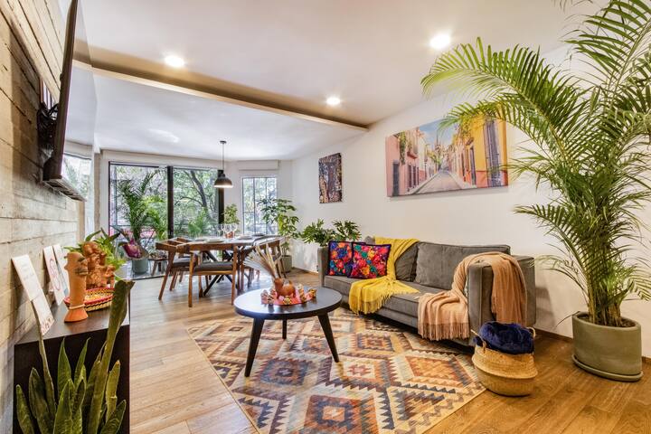 The Condesa Urban stay 2BR / 5 Guests with AC gallery image 2