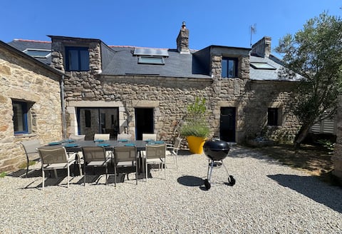 Large Family Home I Enclosed Garden I Foosball