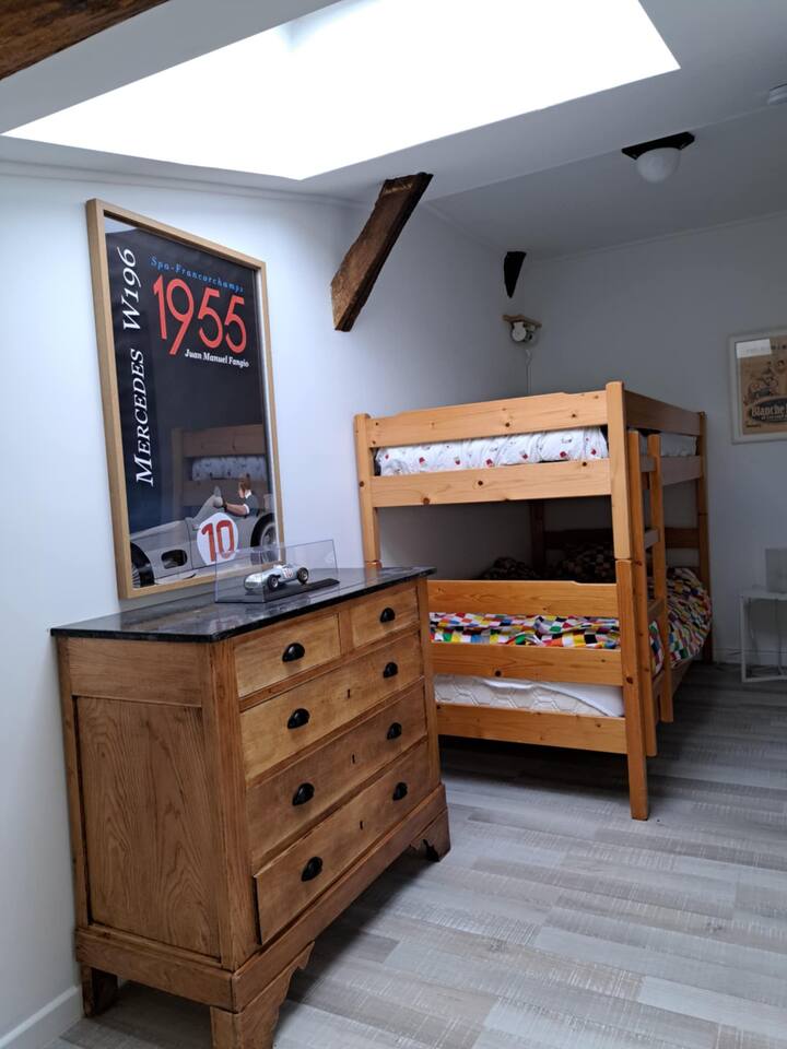 საძინებელი 3