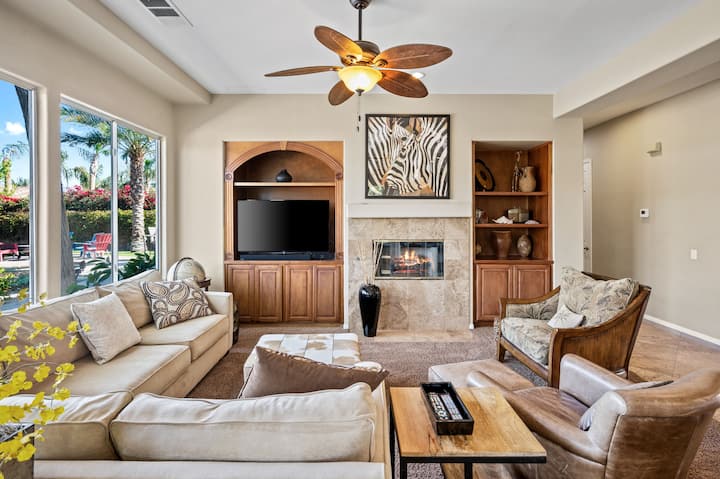 Esplanade Escape -Pool/spa/views 3bd + Den 31 Days - La Quinta, CA
