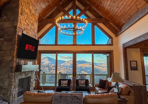 Luxury Cabin-Long Range Views-Hot Tub-10 min Boone