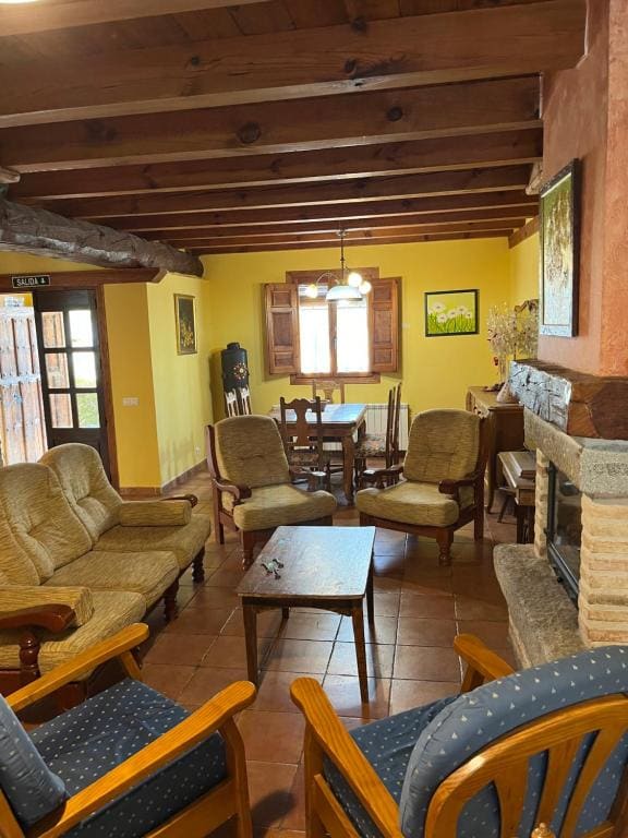 Charming country house 3