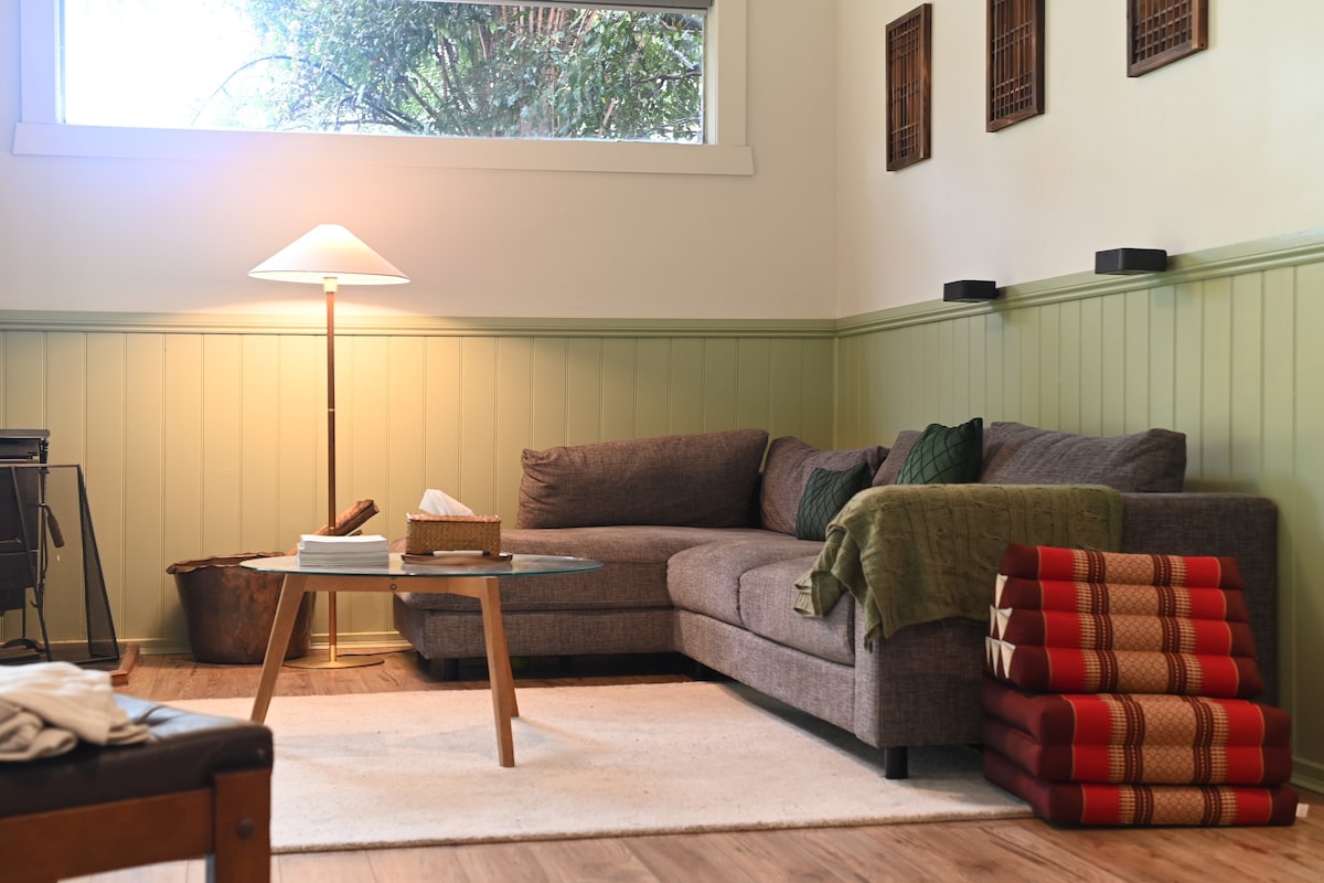 Popular Airbnb listing: The Canopies @Warburton 3br home in Warburton