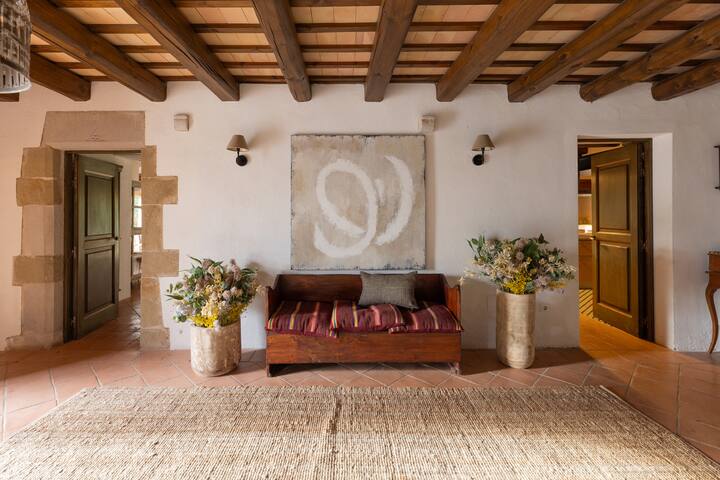 Beautiful Farmhouse 10 Min. Girona gallery image 5