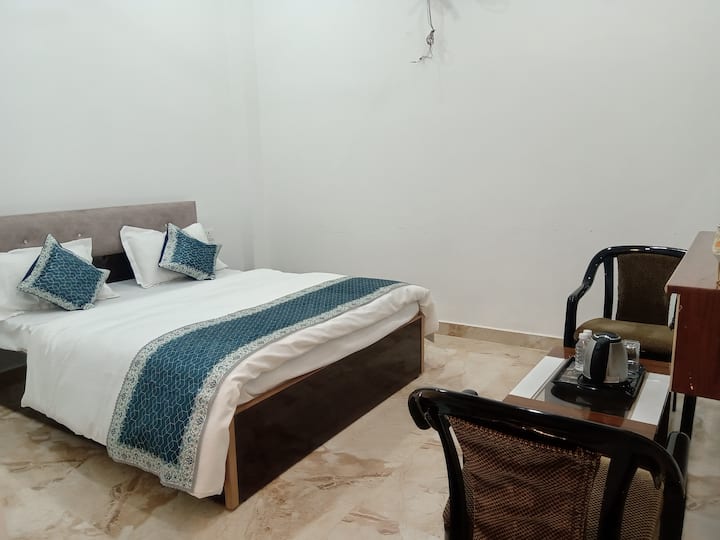 غرفة النوم 1