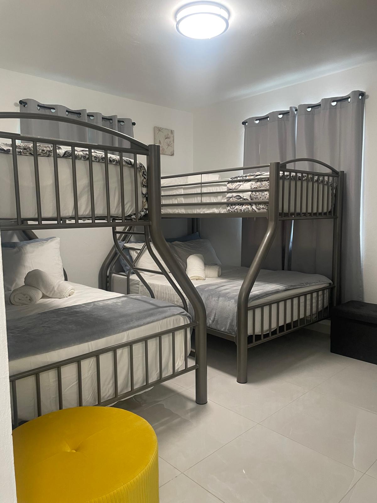 غرفة النوم 2