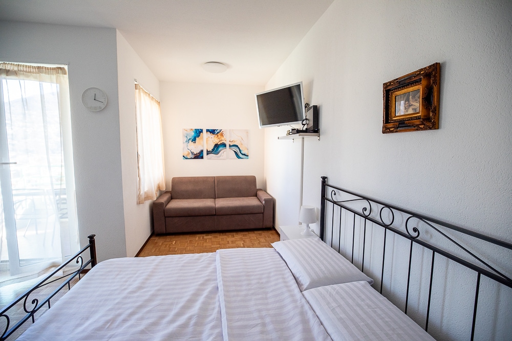 მისაღები ოთახი