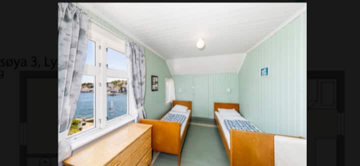 Hier komen twee nieuwe bedden in het voorjaar van 2025 (frame matrassen met breedte 90 cm)