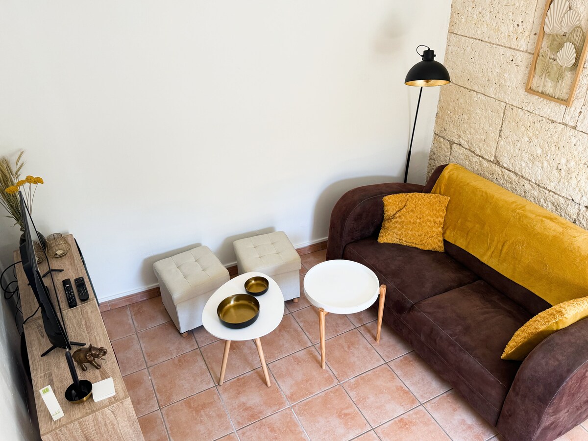 Airbnb con migliori performance: 2-min walk to the Comic Book Museum a Angoulême