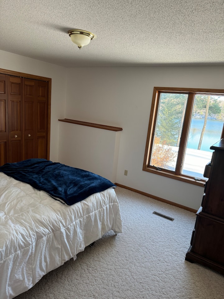 საძინებელი 4