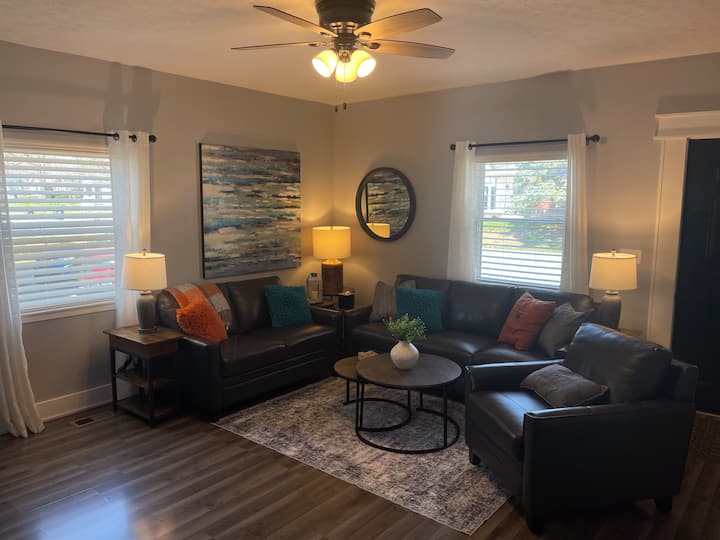 Home Away Fortville - Pendleton, IN