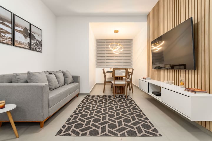 Luxo em Ipanema a uma quadra da praia