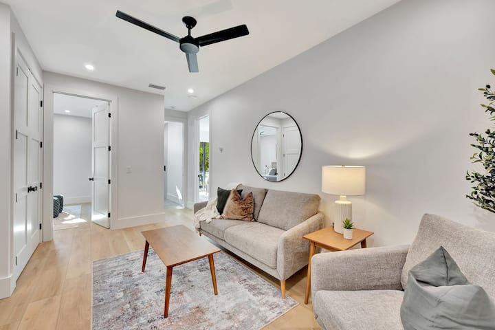 Downtown Gem W/fenced Yard+grill- Walk To Main St - Dunedin, FL