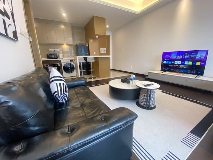 R&f Studio Black&white City View Hanlin&wanli - Yishun