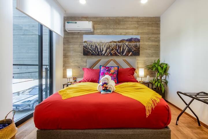 Central Condesa Duplex 10 guest / 4 Bedroom gallery image 5