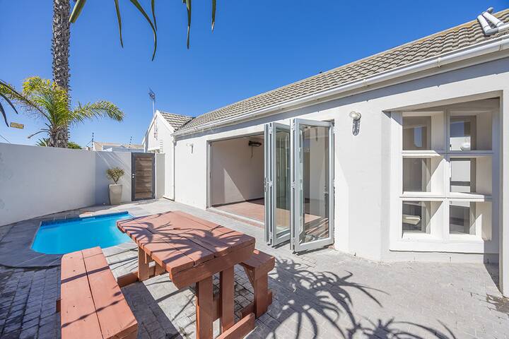 West Beach House gallery image 3