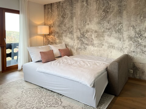 Popular Airbnb listing: Feldbergblick with extra room | Villa Hubertus in Feldberg (Schwarzwald)