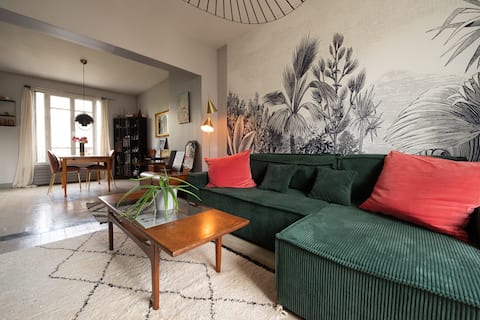 Top Airbnb: Creative, bright and cosy flat- 20' Champs Elysée à Courbevoie